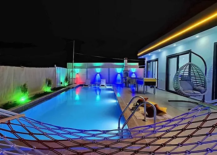 Villa Uezuemlue 1 Bedroom Secluded With Private Pool Hot Tub Kalkan